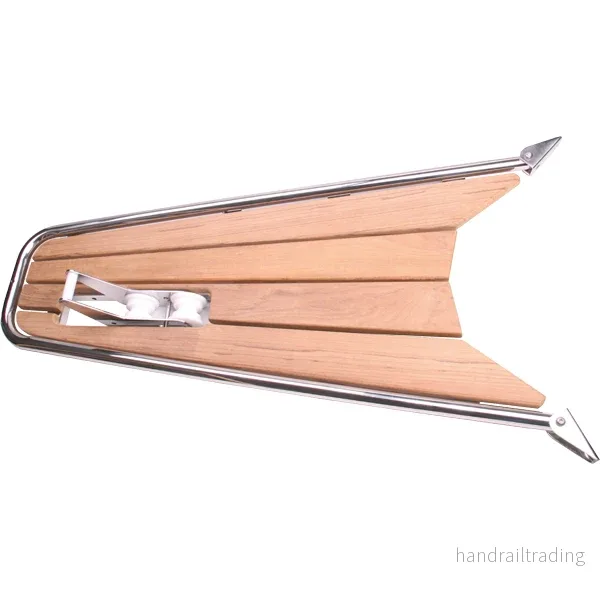 Peke, teak med ankarrulle 115x52cm Ø32mm rör Peke, teak med ankarrulle 115x52cm Ø32mm rör