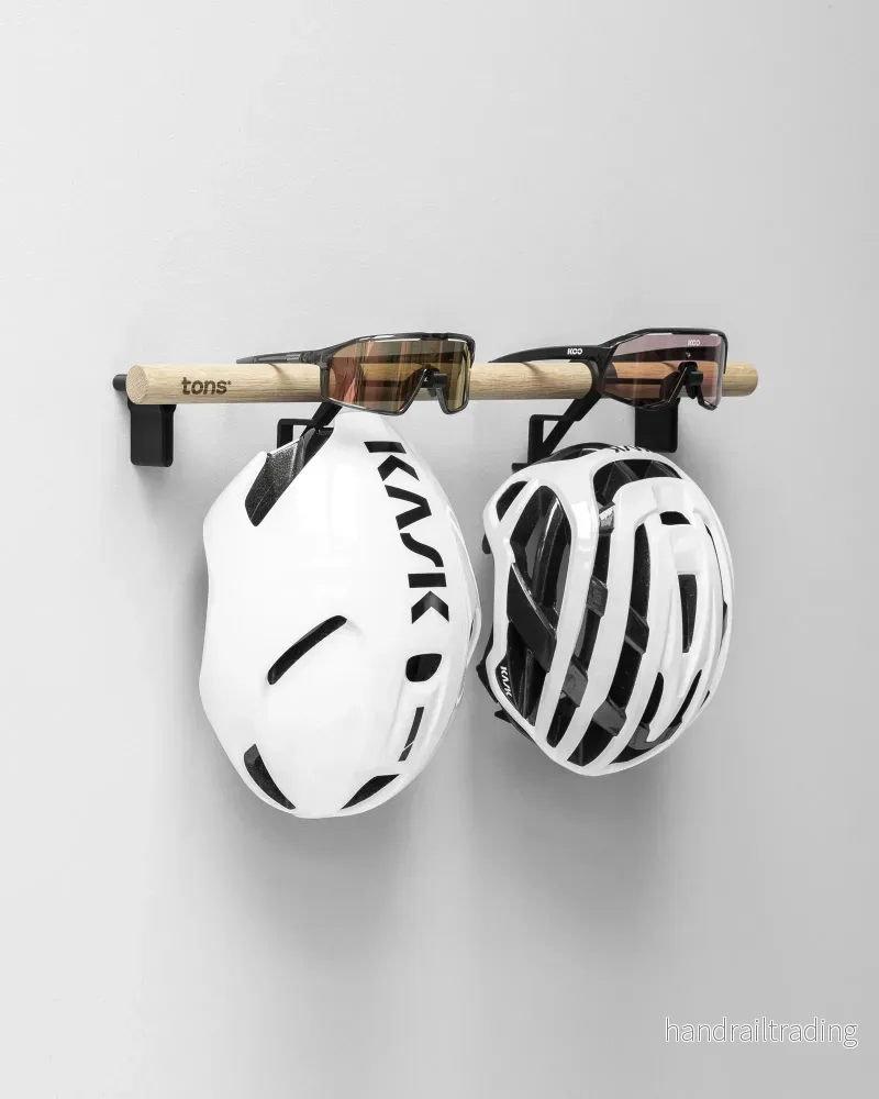 Tons Bar B 2 x Helmet + 2x Glasses Tons Bar B 2 x Helmet + 2x Glasses