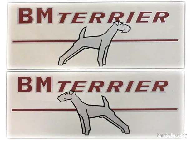 Dekaler BM Terrier Röd Hö+Vä (Glasskåpet)