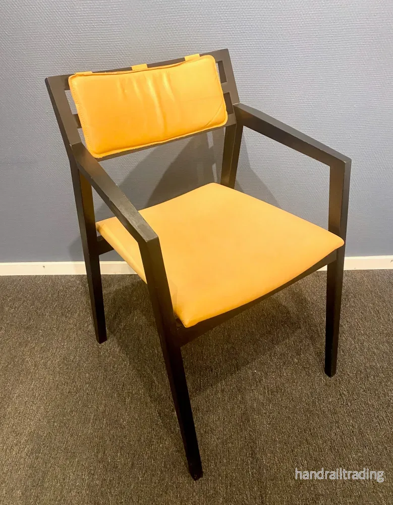 GAD - Dining chair 'Fole', black wood and Tärnsjö läder