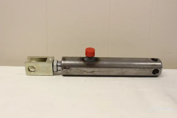 Hydraulcylinder / Trailer brake ram -(BUTIK 28 OUTLET)
