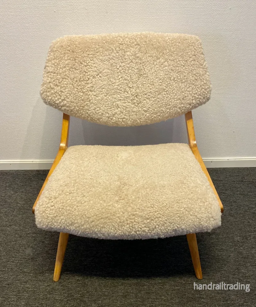 Svante Skogh, Easy chair no 915 for Hjertquist & Co.