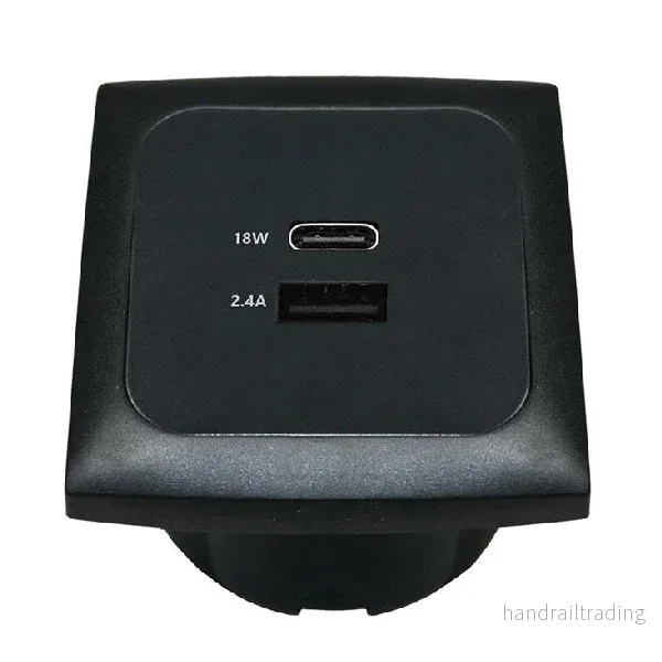 Strömuttag f inbyggn 12/24v USB, USB-C Strömuttag f inbyggn 12/24v USB, USB-C