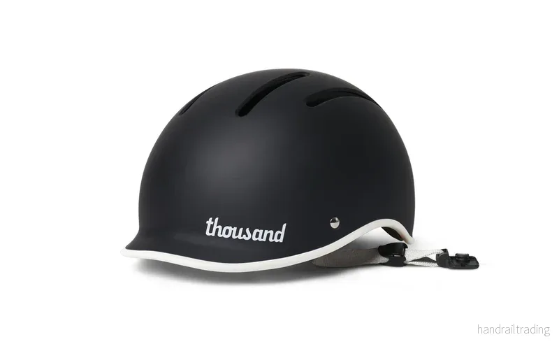Thousand Jr. Barnhjälm – Carbon Black Thousand Jr. Barnhjälm – Carbon Black